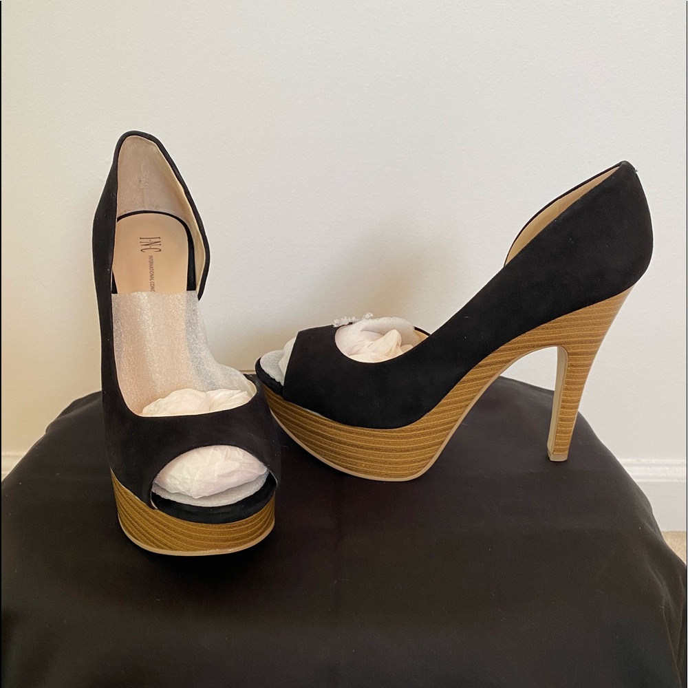 NEW! INC International Concepts Black Suede Peep Toe Platform 6M